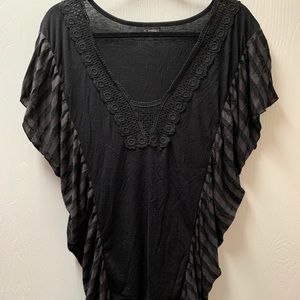 Daytrip striped top with lace accent